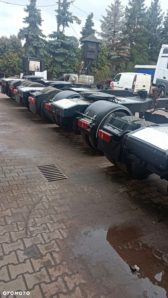 Broshuis WYWROTKA - 21