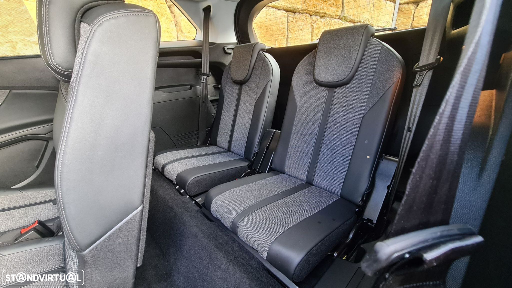 Peugeot 5008 1.5 BlueHDi Allure EAT8 - 47
