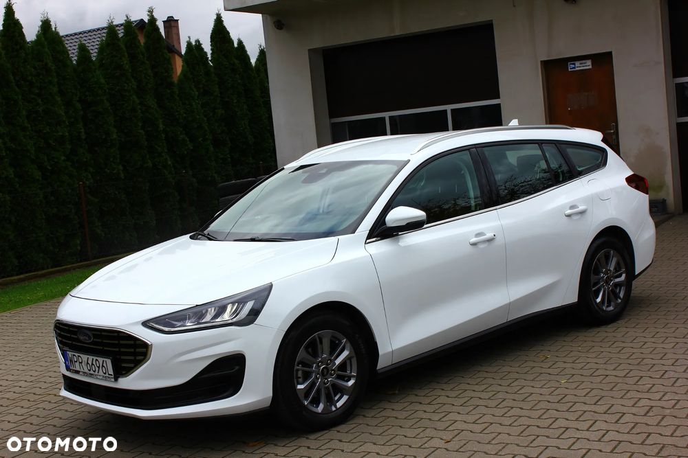 Ford Focus 1.0 EcoBoost Titanium - 16