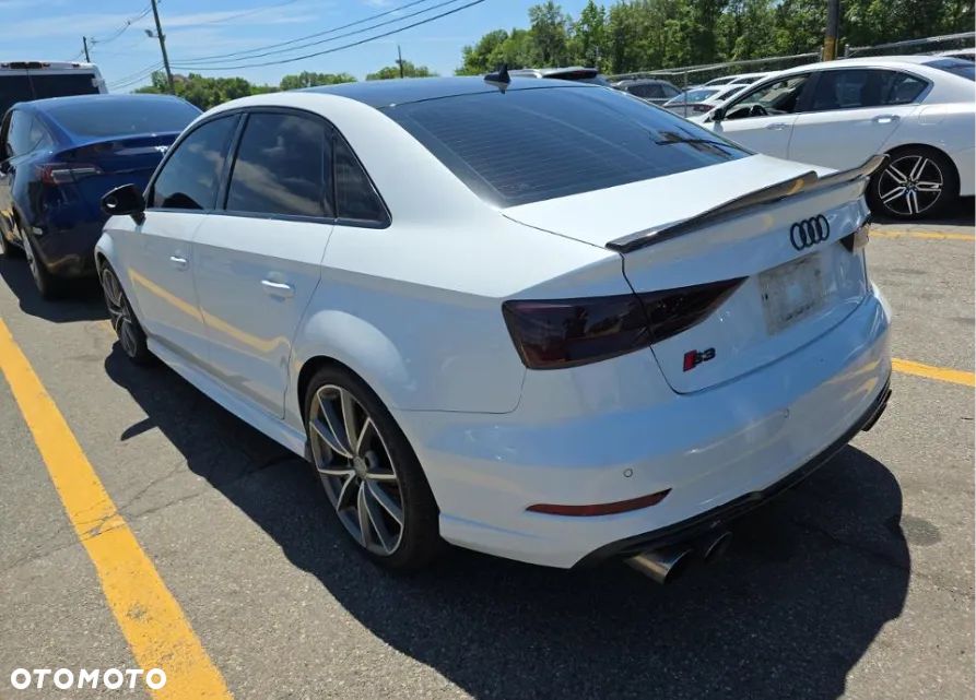 Audi S3 S tronic - 5