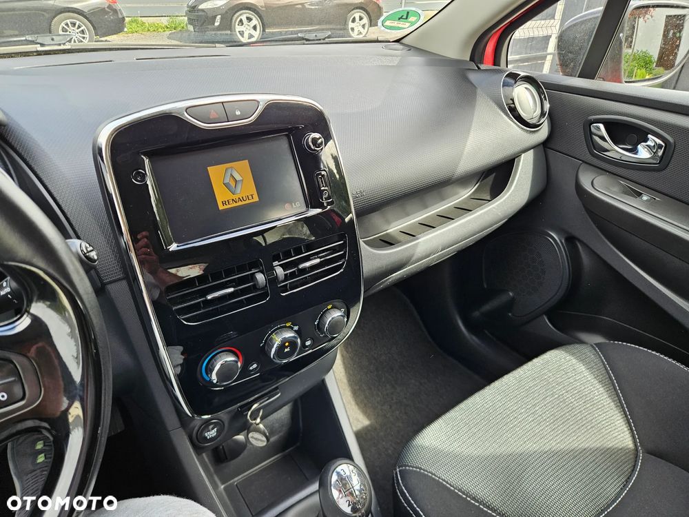 Renault Clio TCe 90 Dynamique - 15