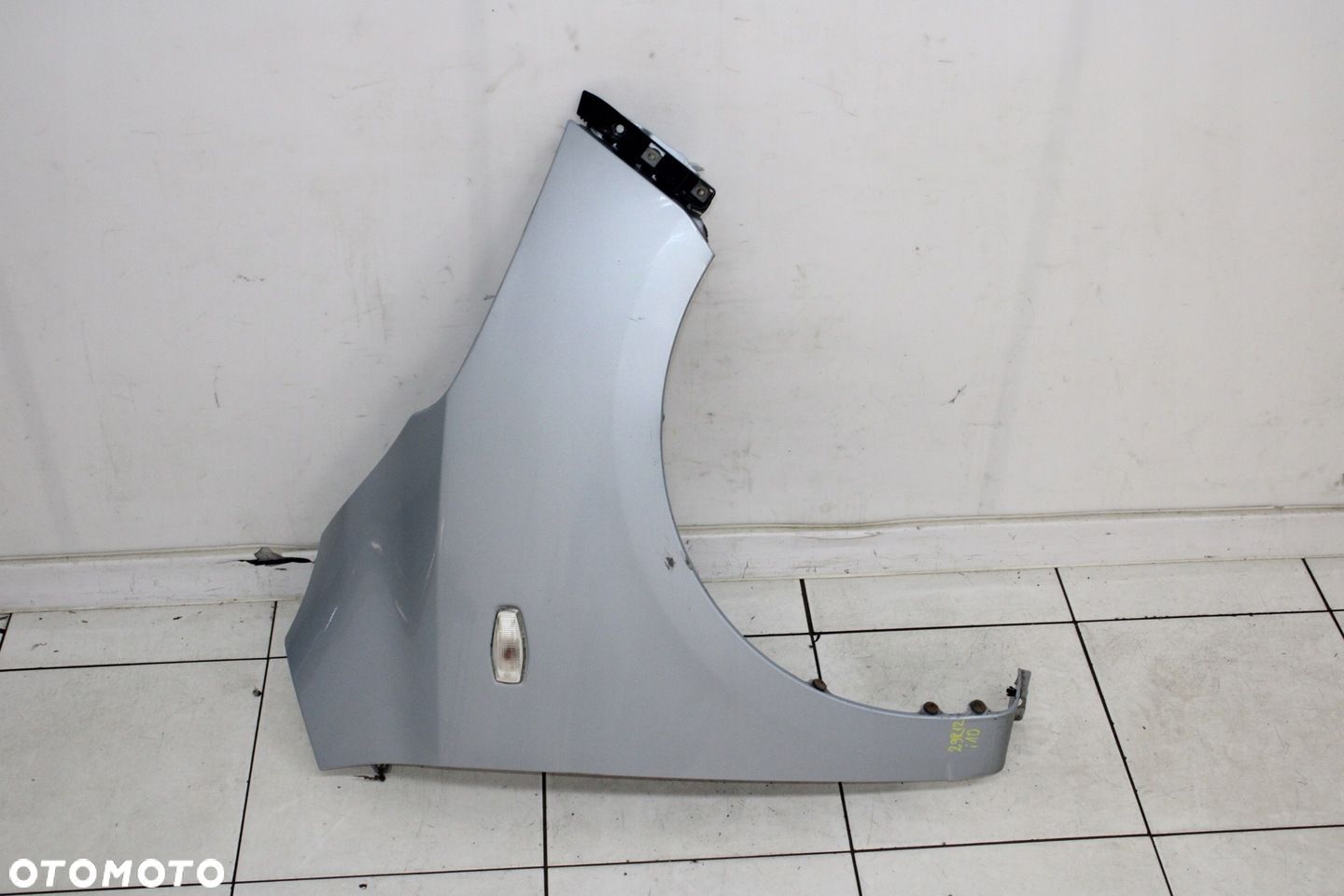 BŁOTNIK PRAWY PRZÓD PRZEDNI HYUNDAI I10 2007R- VEA - KOD LAKIERU - 1