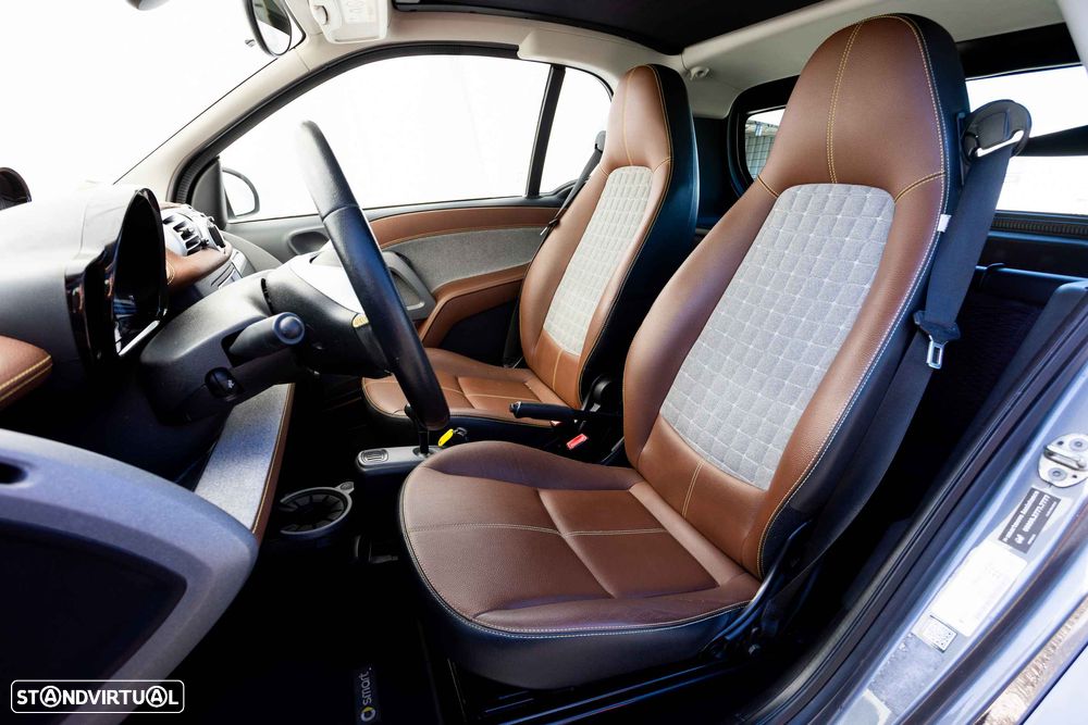 Smart ForTwo Coupé softouch edition BoConcept - 30