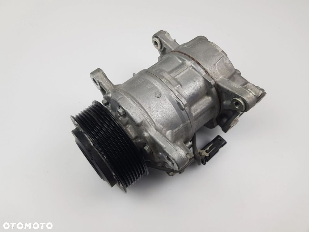 Kompresor Sprężarka klimatyzacji BMW X3 G01 X4 G02 G20 G22 7948805 - 5