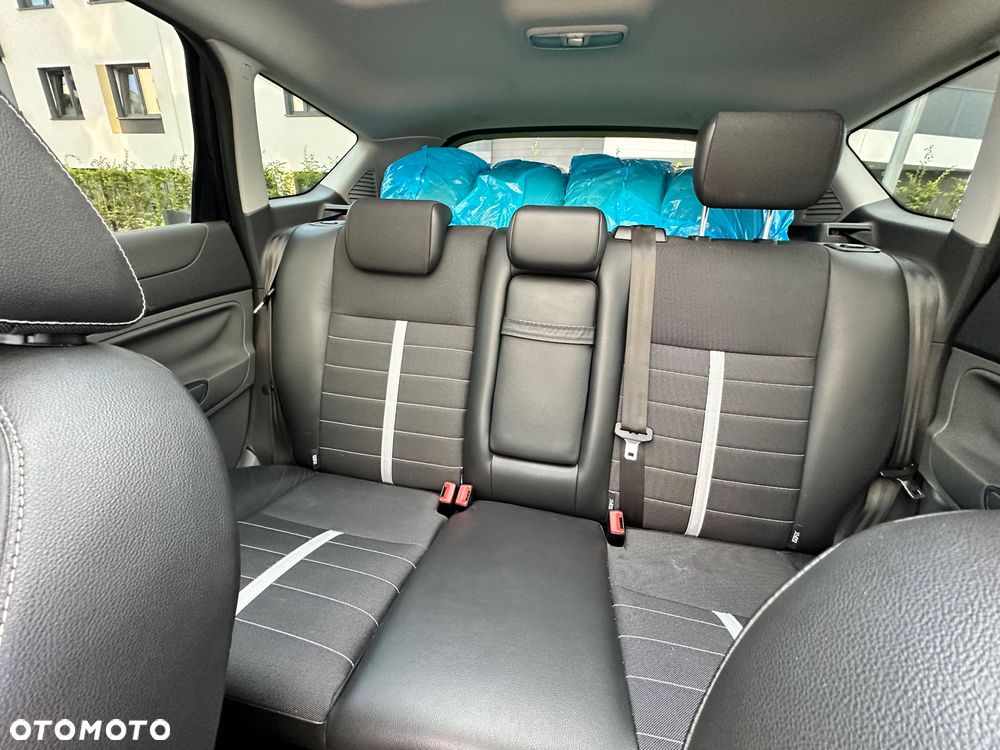 Ford Kuga 2.0 TDCi 4WD Titanium - 14