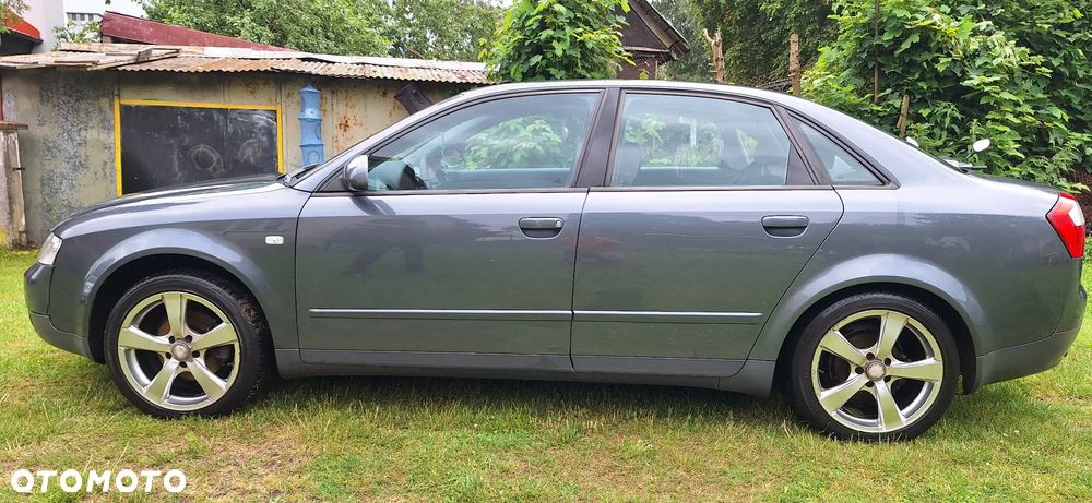 Audi A4 - 4