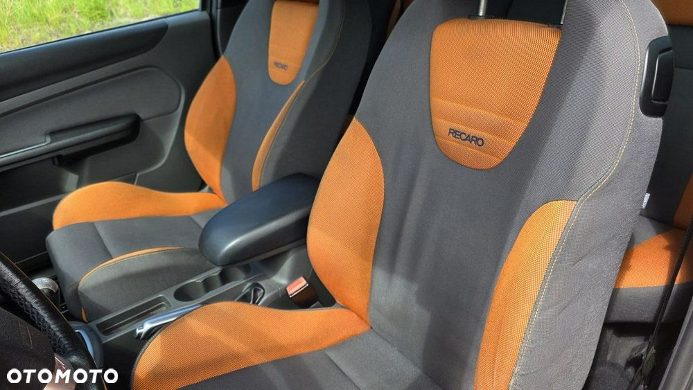 Ford Focus - 18