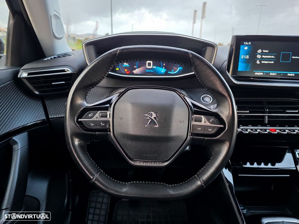 Peugeot 2008 1.2 PureTech Allure - 20