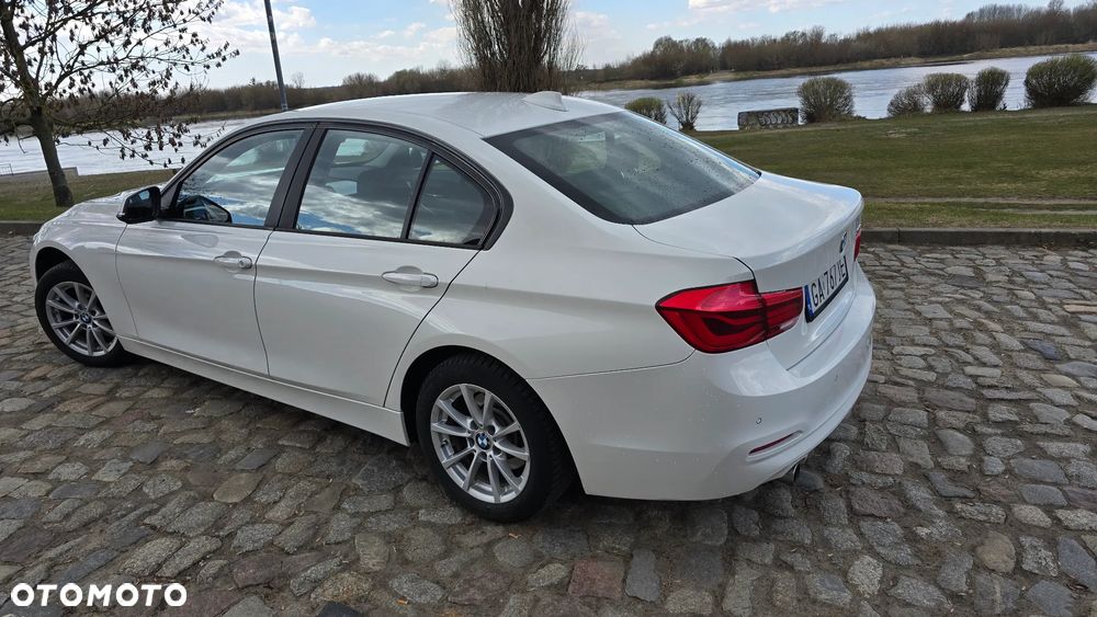 BMW Seria 3 318d - 6