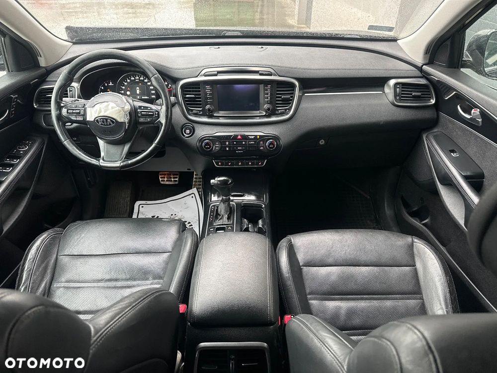 Kia Sorento - 22