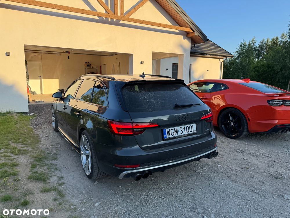 Audi A4 Avant - 3
