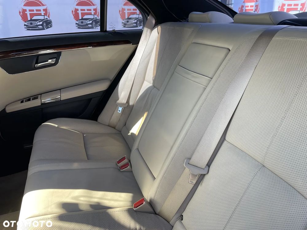 Mercedes-Benz Klasa S 500 4Matic 7G-TRONIC - 17