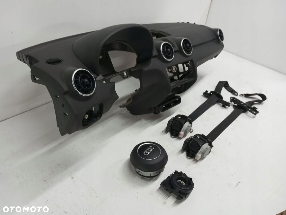 Konsola pulpit deska AIRBAG KIEROWCY AUDI A1 8X - 7