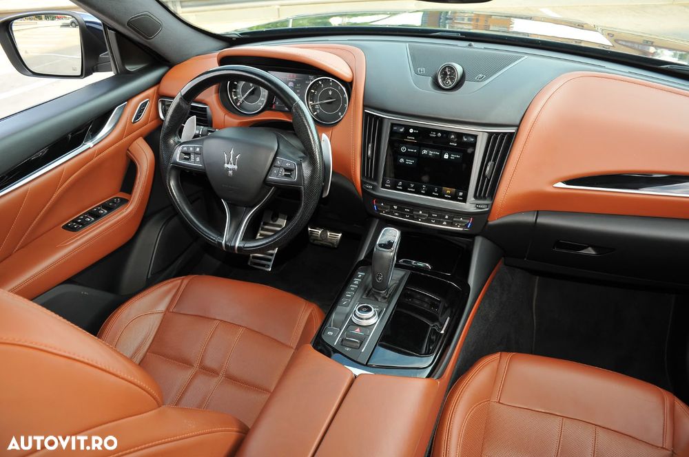 Maserati Levante - 13