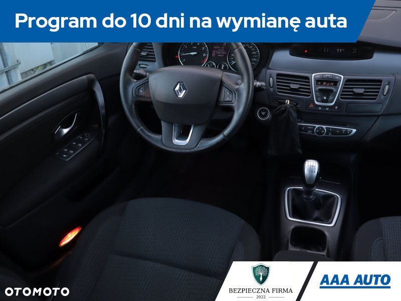 Renault Laguna - 9