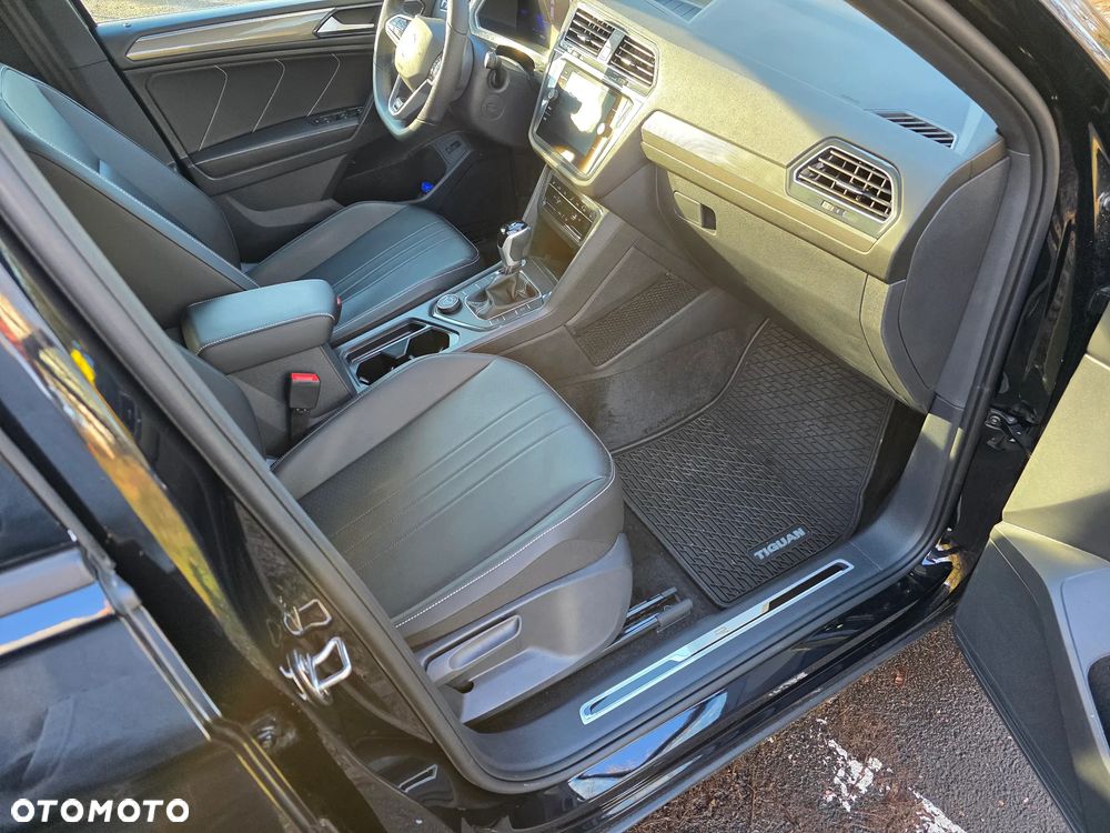 Volkswagen Tiguan Allspace 2.0 TSI 4Mot R-Line DSG - 9
