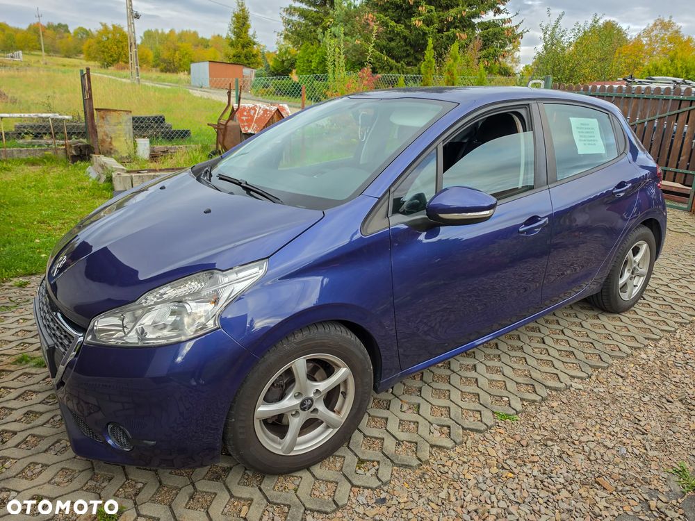 Peugeot 208 - 2