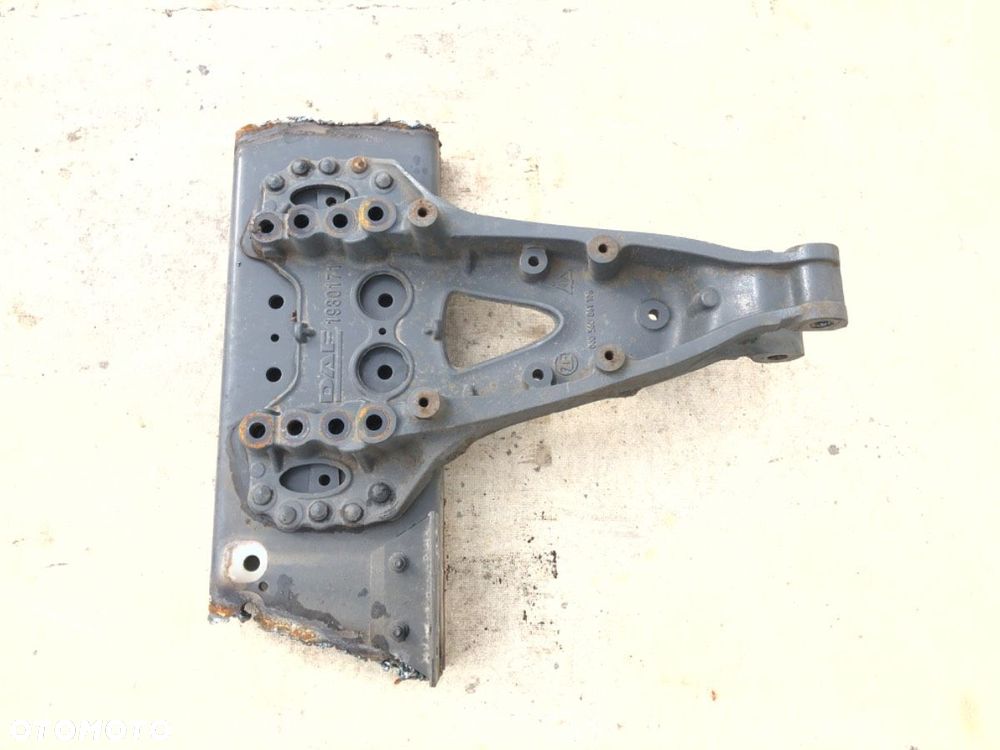 WSPORNIK DRĄŻKA REAKCYJNEGO  DAF CF 2013 - 2022 FA 370 271 kW [370 KM] 4x2 2013 1930171 - 2