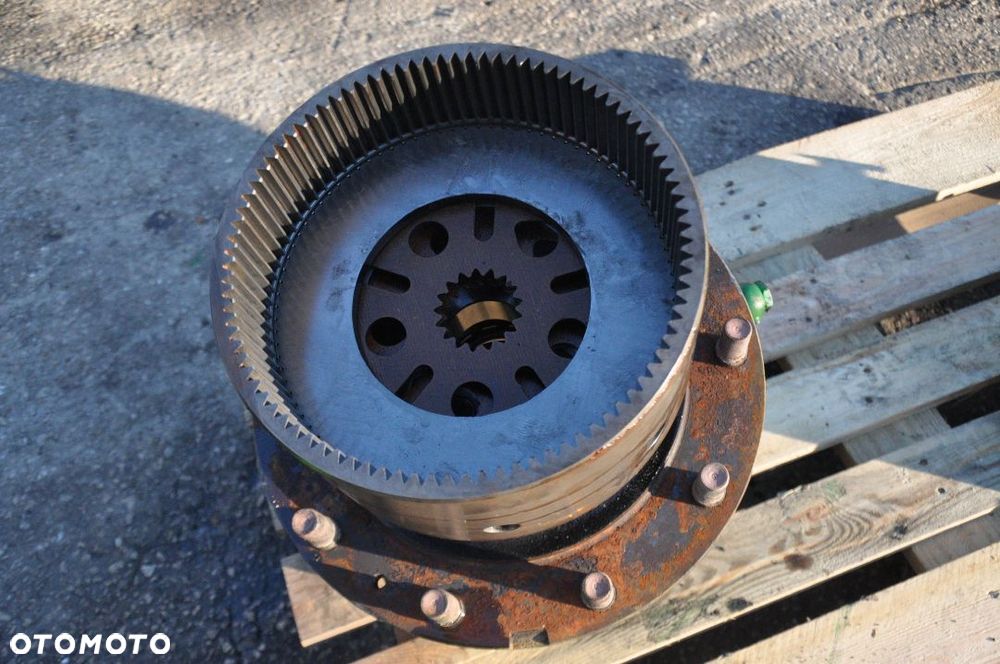 ZWOLNICA PIASTA ZWROTNICA  JOHN DEERE 6215R 75506076619 / 7550603702 - 3