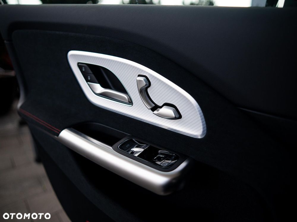 Mercedes-Benz CLA - 16