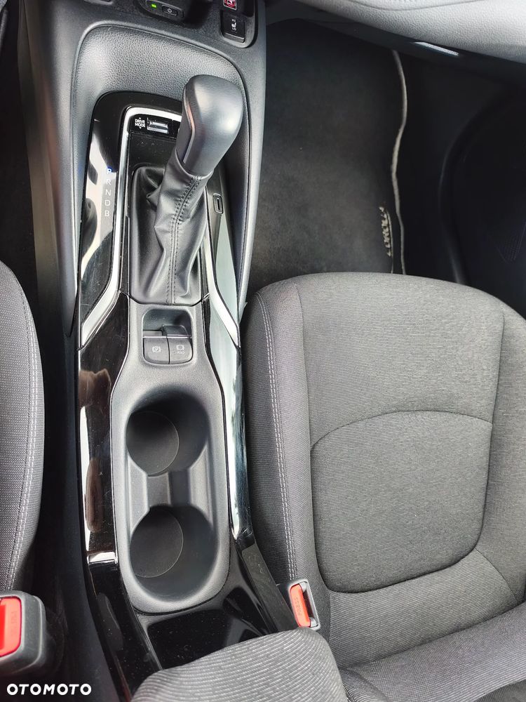 Toyota Corolla 1.8 Hybrid Comfort - 23