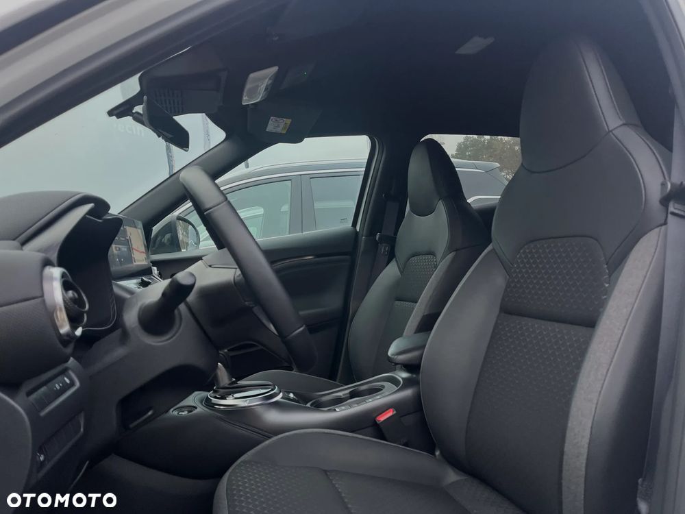 Nissan Juke 1.6 Hybrid N-Connecta AMT - 11