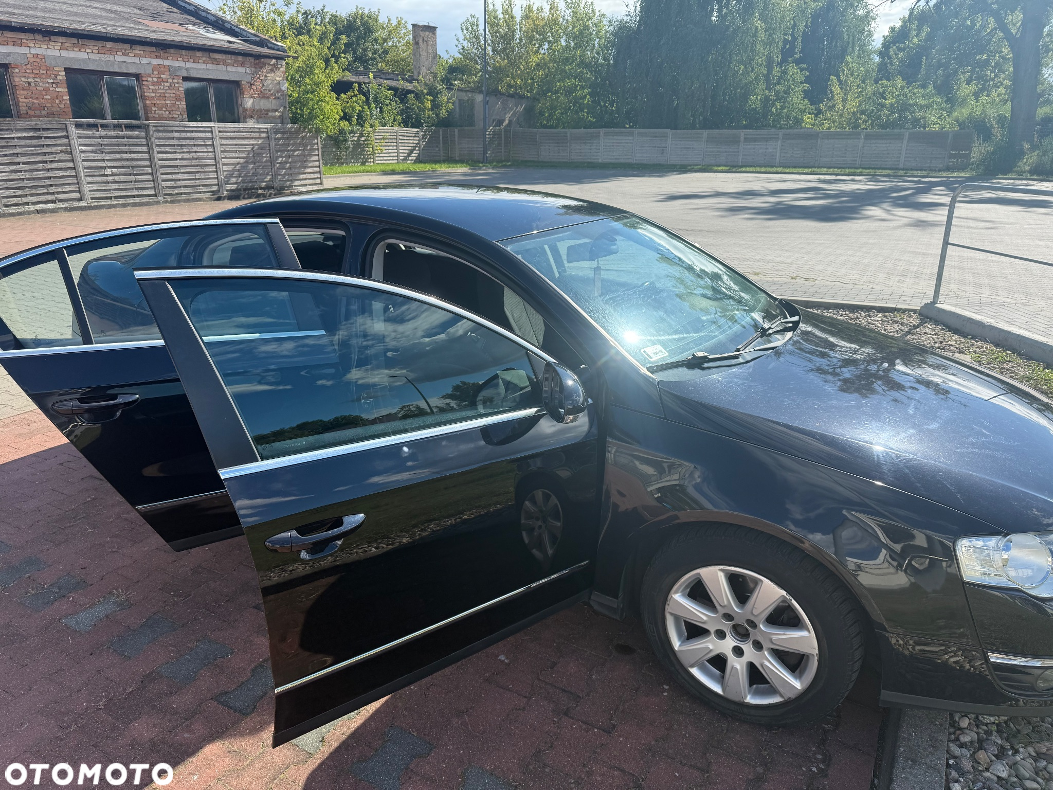 Volkswagen Passat - 9
