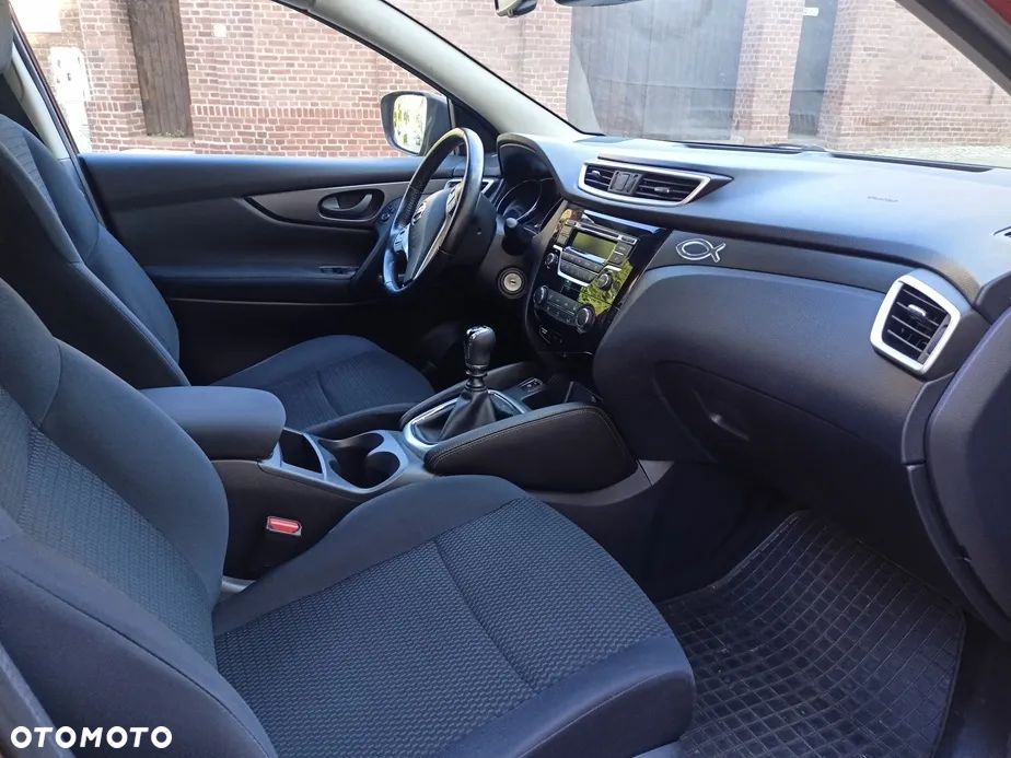 Nissan Qashqai - 14