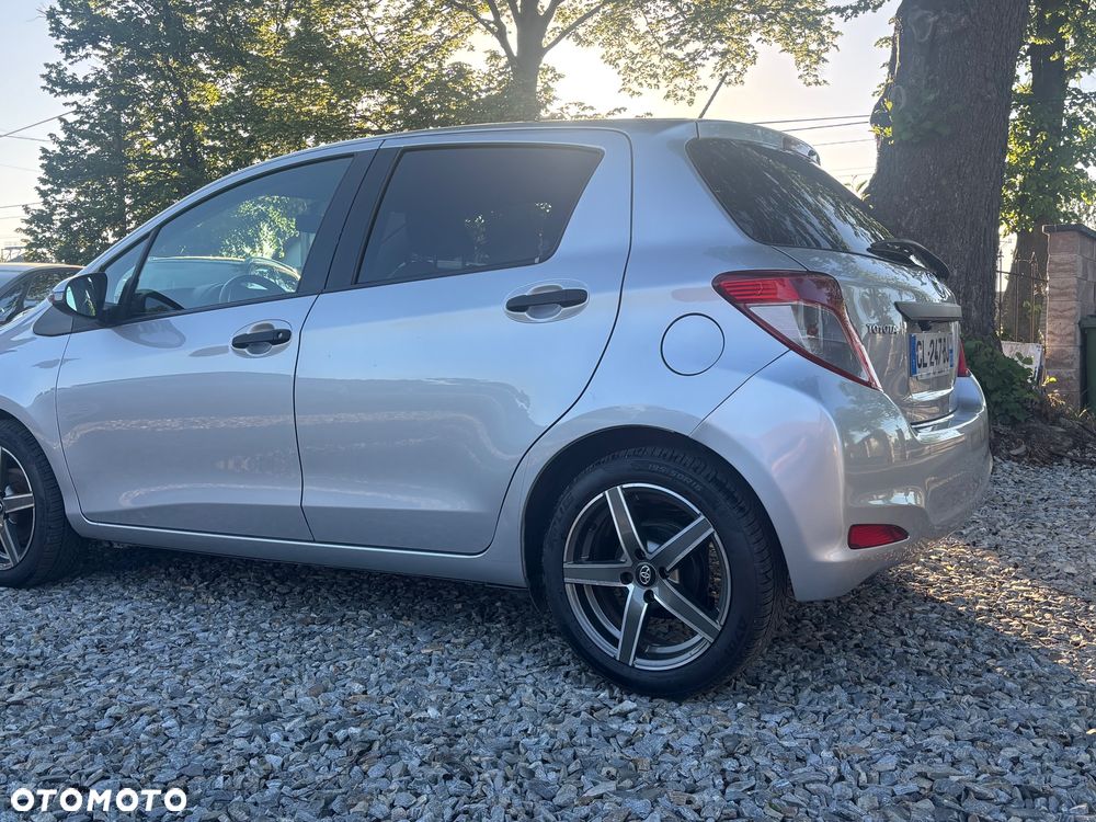 Toyota Yaris 1.4 D-4D Comfort - 12