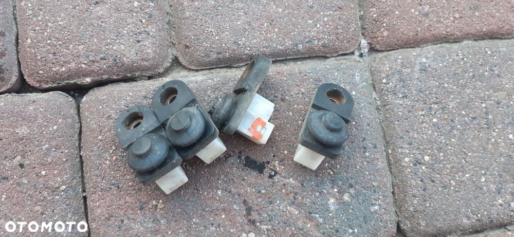 SsangYong Actyon Czujnik Drzwi - 1