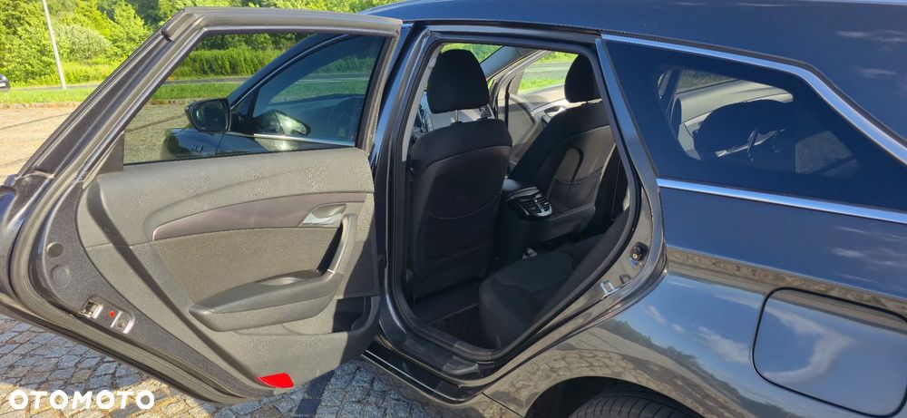 Hyundai i40 1.6 GDI Classic - 27