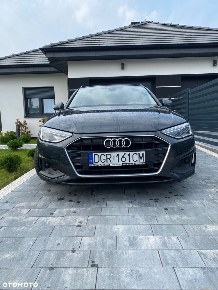 Audi A4 Avant - 1