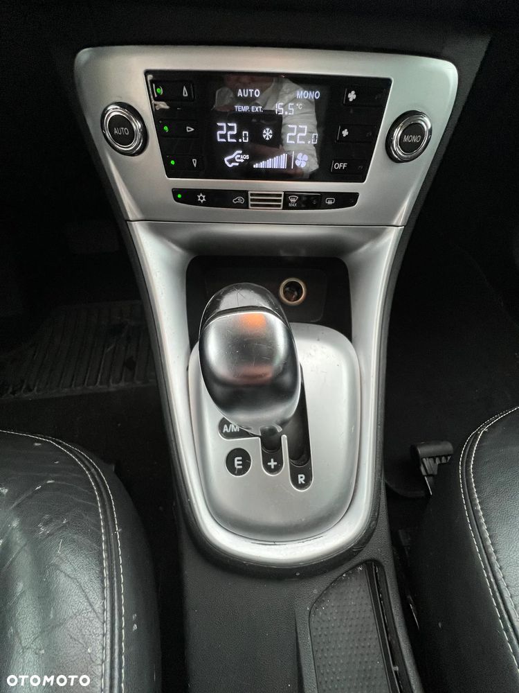 Lancia Delta 1.6 MJ Platino Selectronic - 16