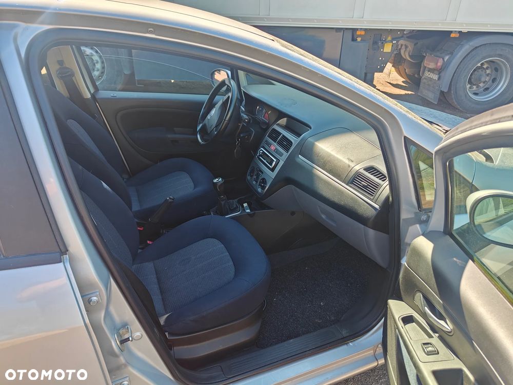 Fiat Linea 1.4 T-Jet 16V Dynamic - 9