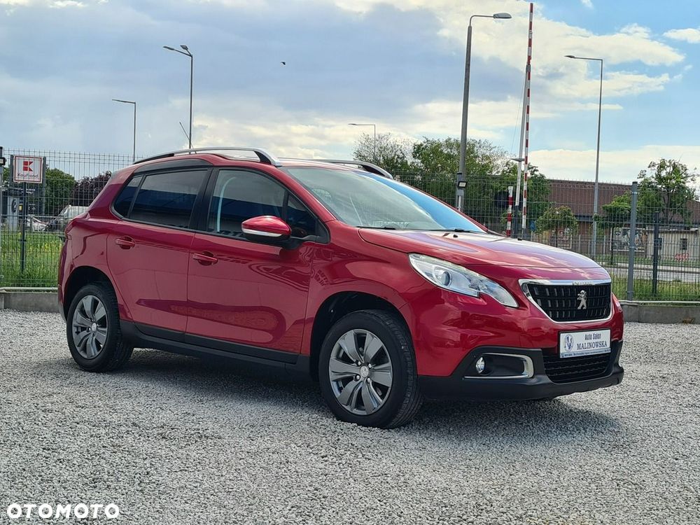 Peugeot 2008 1.2 Pure Tech Style S&S - 8