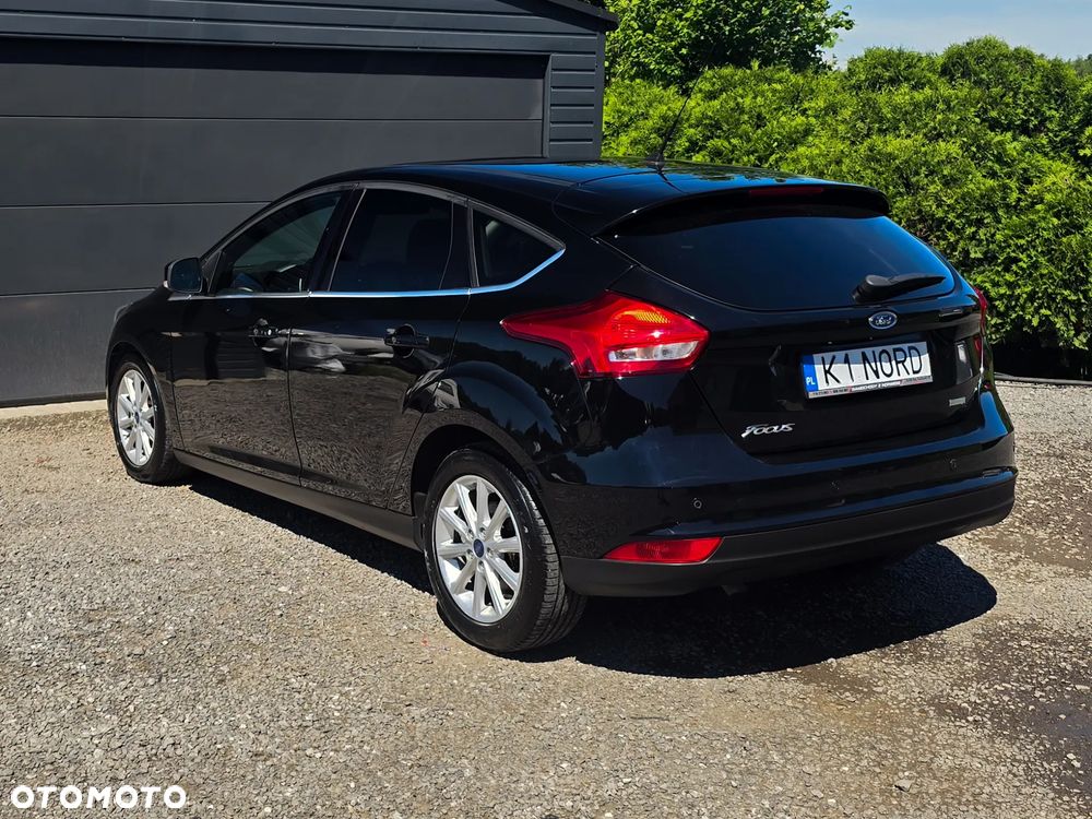 Ford Focus 1.0 EcoBoost Titanium - 10