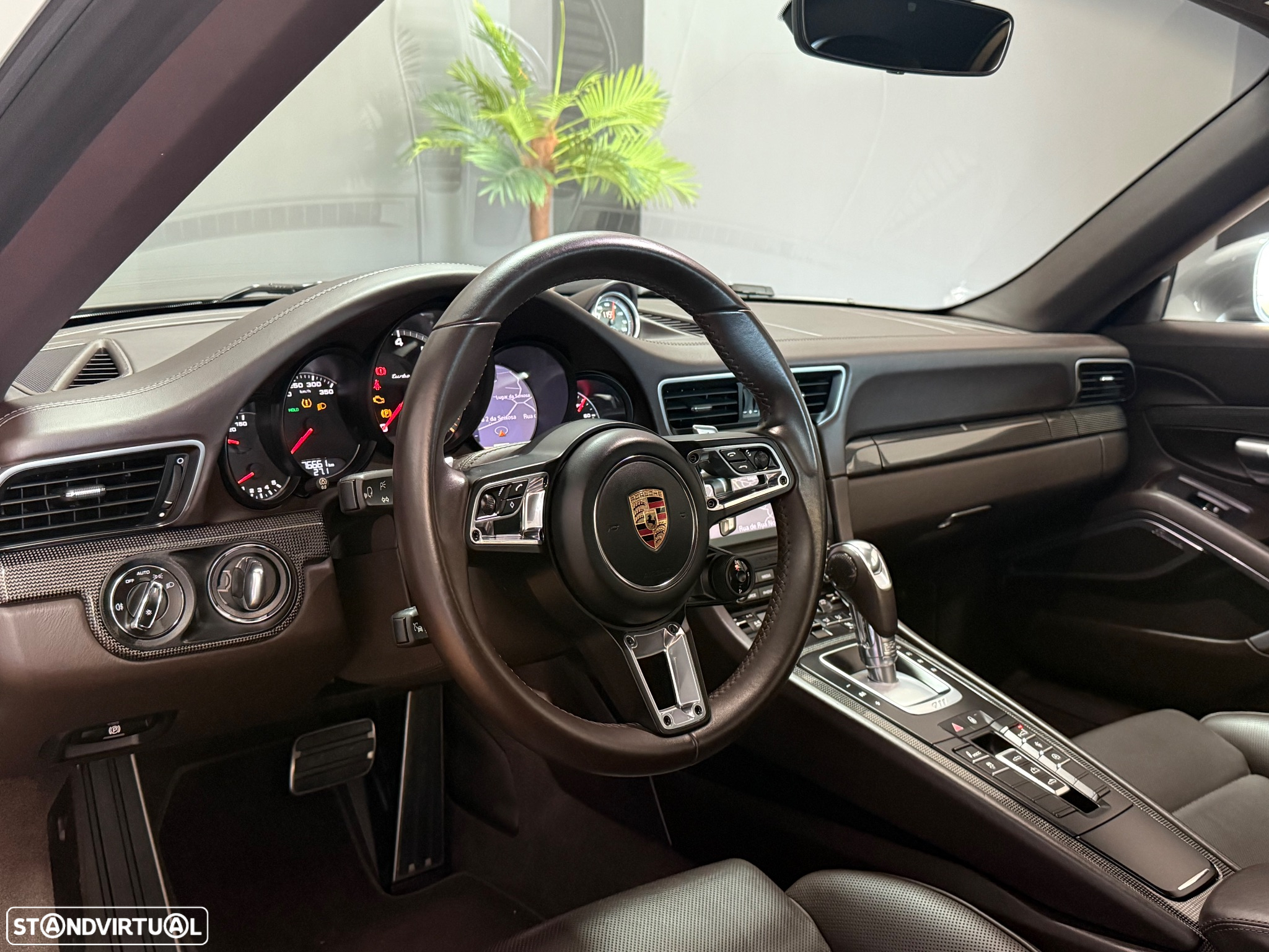 Porsche 911 (991) Turbo S Cabriolet - 8