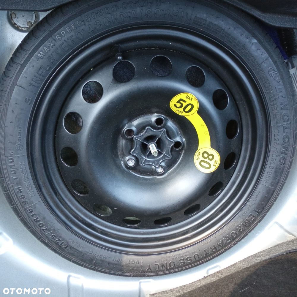 Opel Astra 1.6 Cosmo - 11