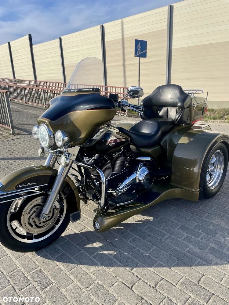 Harley-Davidson Tri Glide - 1