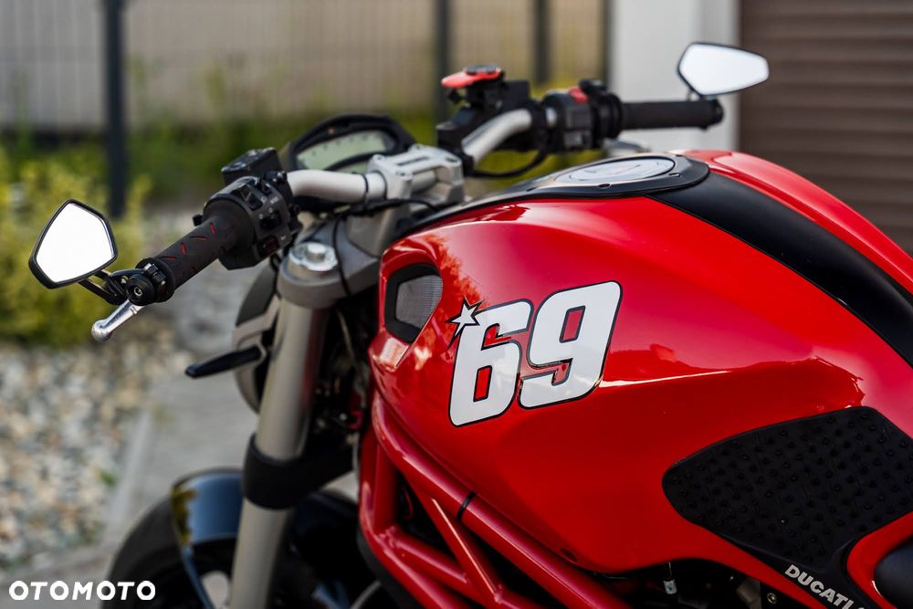 Ducati Monster - 27