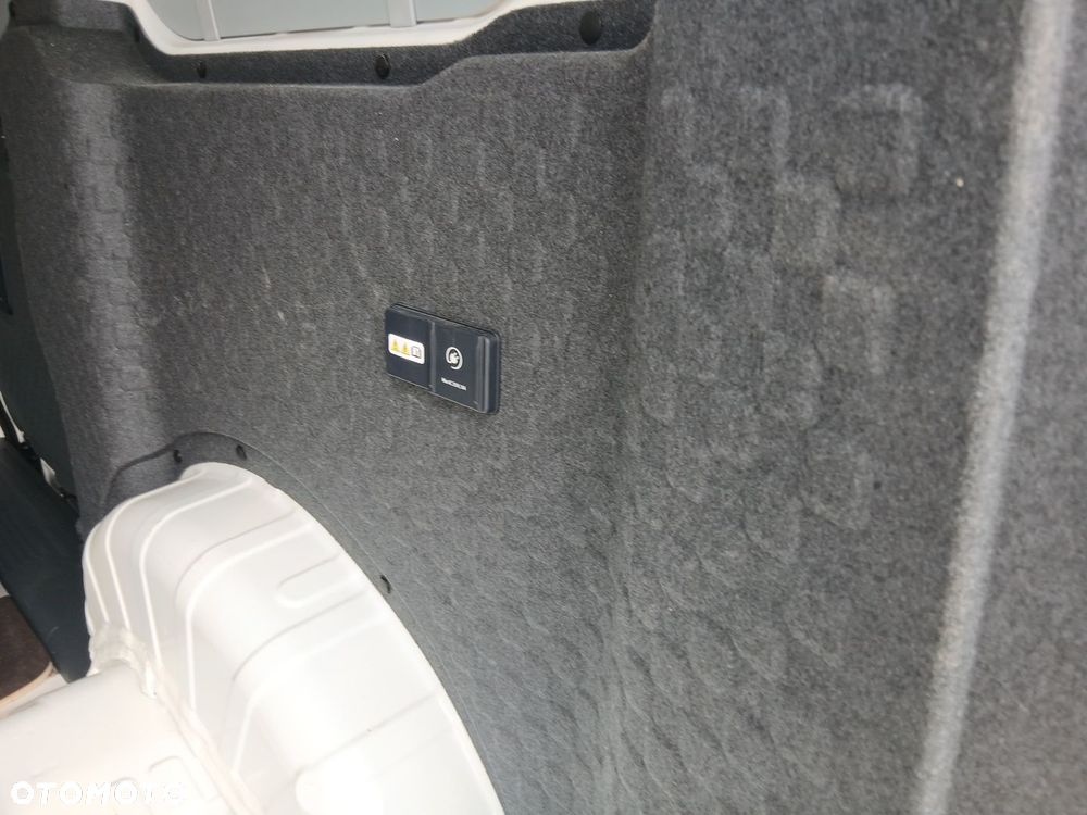 Kia PV5 - 13