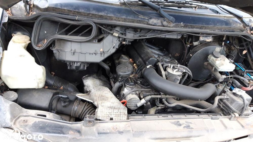 Części Mercedes Sprinter 2.2 Cdi 03r.  osobowy - 9