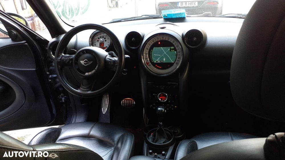 Mini Countryman - 11