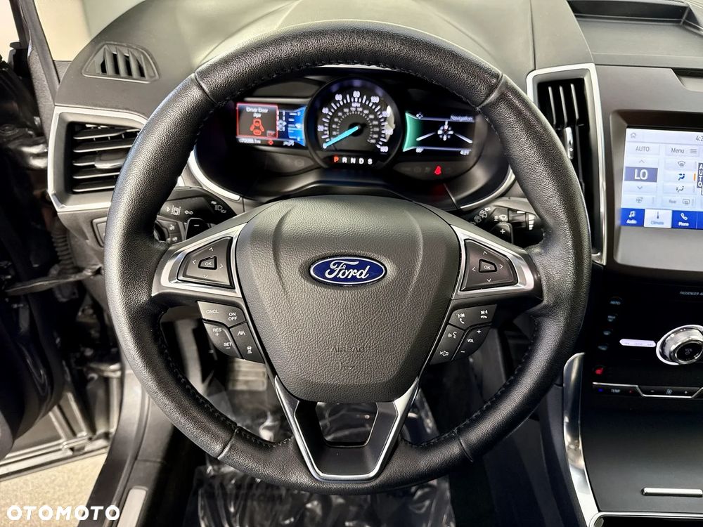 Ford Edge - 13