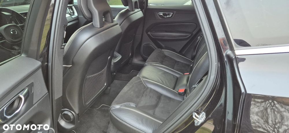 Volvo XC 60 D4 SCR AWD R-Design - 10