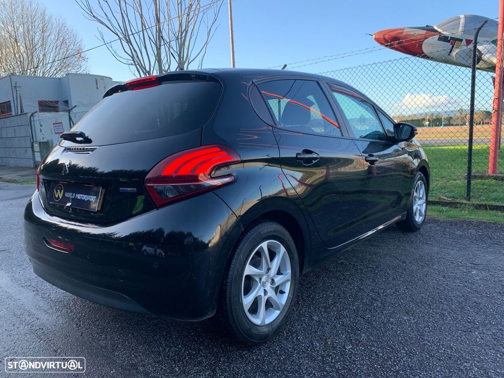 Peugeot 208 1.2 PureTech Allure - 50
