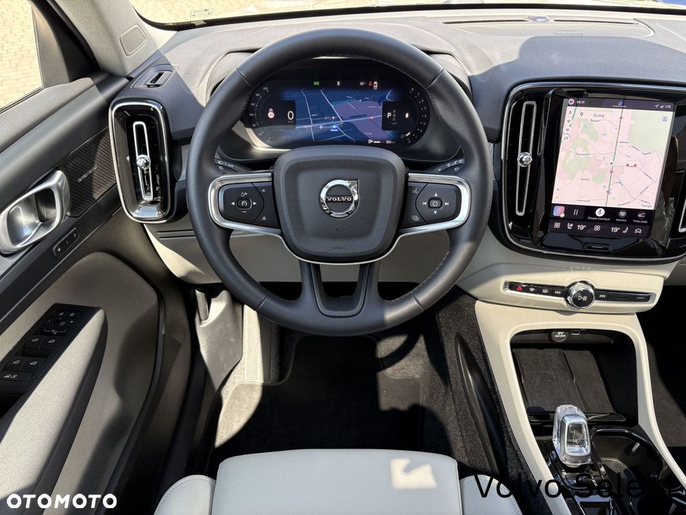 Volvo XC 40 - 21