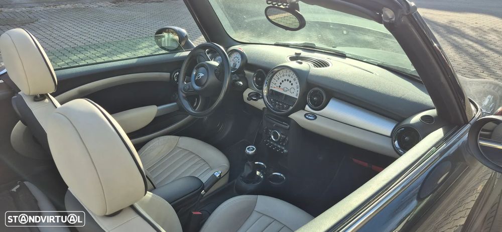 MINI Cabrio Cooper D - 19