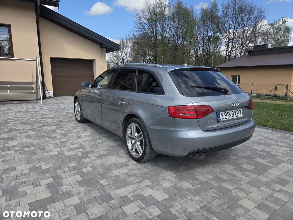 Audi A4 Avant 2.0 TDI DPF Attraction - 4