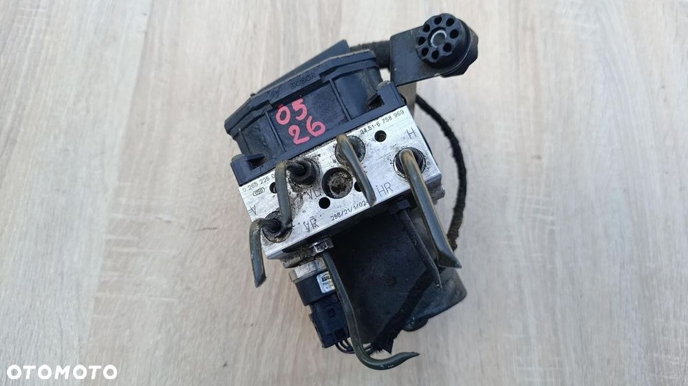 STEROWNIK KOMPUTER BMW E39 0265225005 - 1